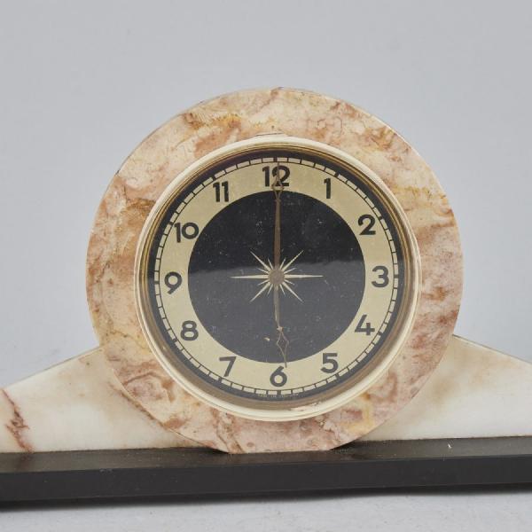 Stodola.cz - Clock