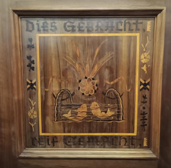 Stodola.cz - Skříň